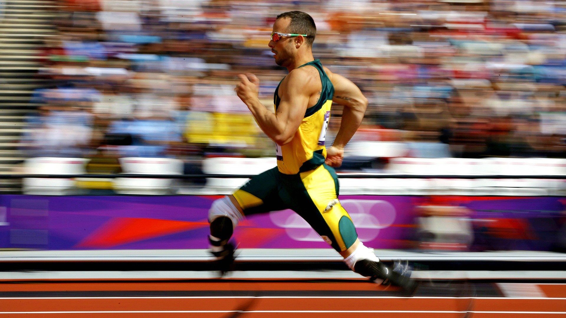 比赛进入伤停补时阶段出现关键转折球迷情绪瞬间沸腾，伤停补时比分算不算